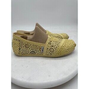 Toms Shoes Women’s Size 7W Yellow Alpargata Floral Lace Bohemian Cottagecore